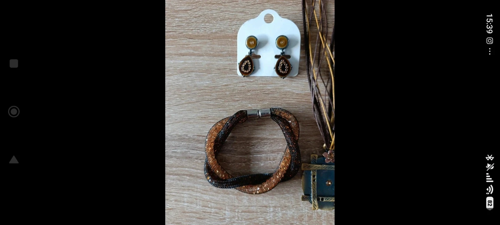 Lote de joyería fantasía para mujer de 6 piezas – Collar, pulseras y pendientes dorados – photo 6